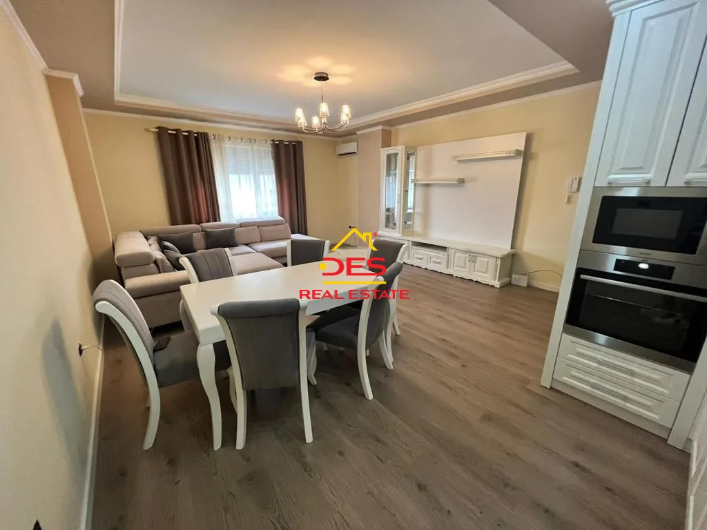 Jepet me qira apartament i mobiluar në lagjen 'emin matraxhiu' elbasan.