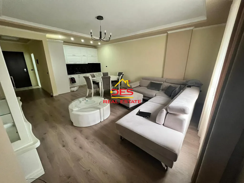 Jepet me qira apartament i mobiluar në lagjen 'emin matraxhiu' elbasan.