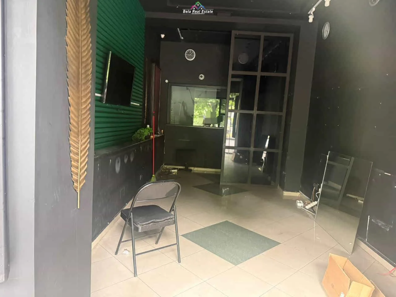 Dyqan me qera Tek Bulevardi Bajram Curri (ID BD21899) Tirane