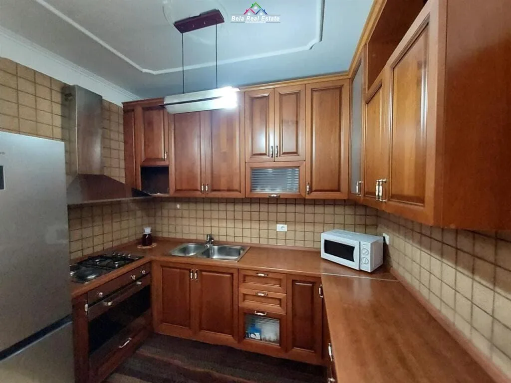 Apartament Me Qera 1+1 Tek Rruga e Kavajes (ID B2101332) Tirane