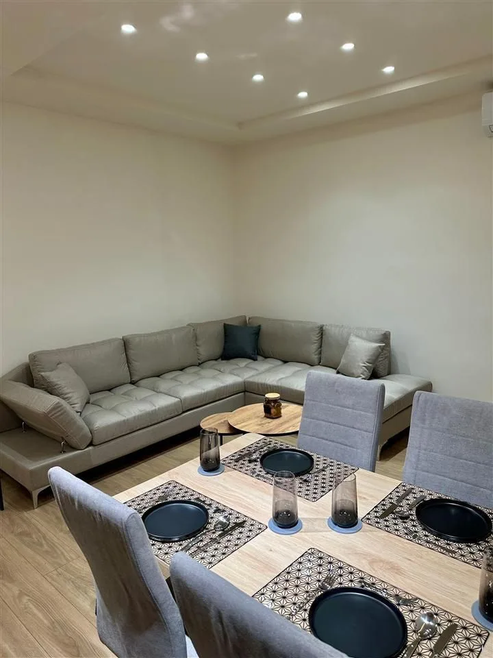 Apartament me qera 2+1 tek Bulevardi Bajram Curri (ID B221324) Tirane.