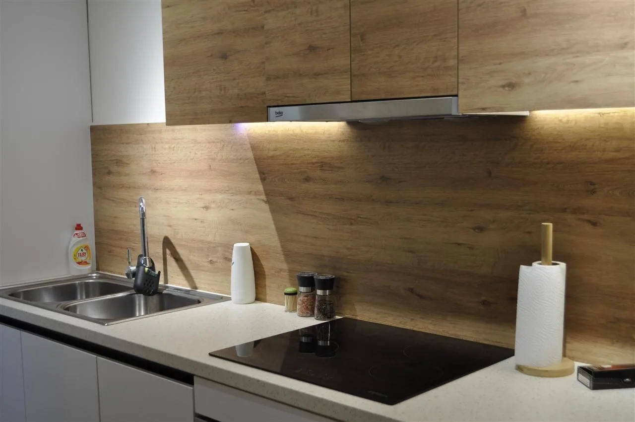 Apartament me qera 2+1 tek Bulevardi Bajram Curri (ID B221324) Tirane.