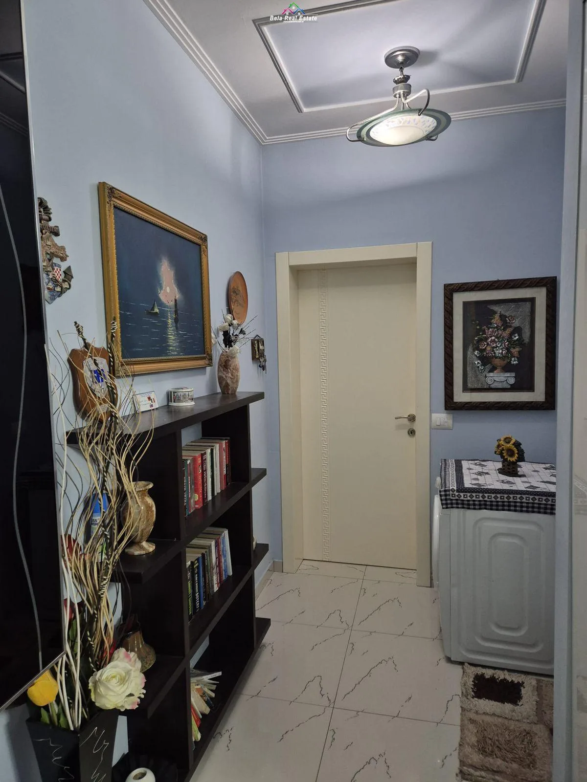 Apartament Me Qera 1+1 Tek Ish Tregu Elektrik (ID B211302) Tirane.