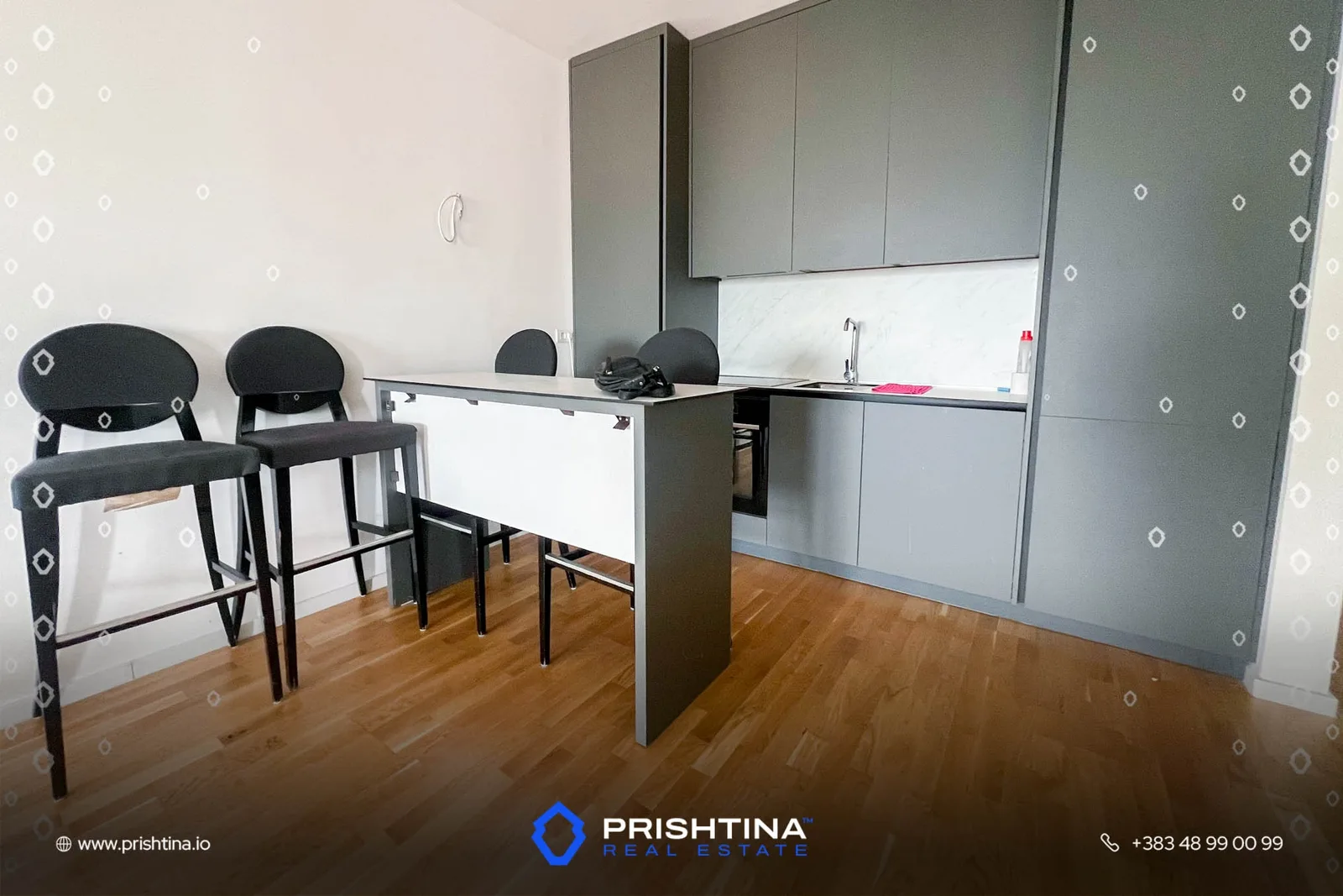 Banesë me qira 100m² në Lakrishtë