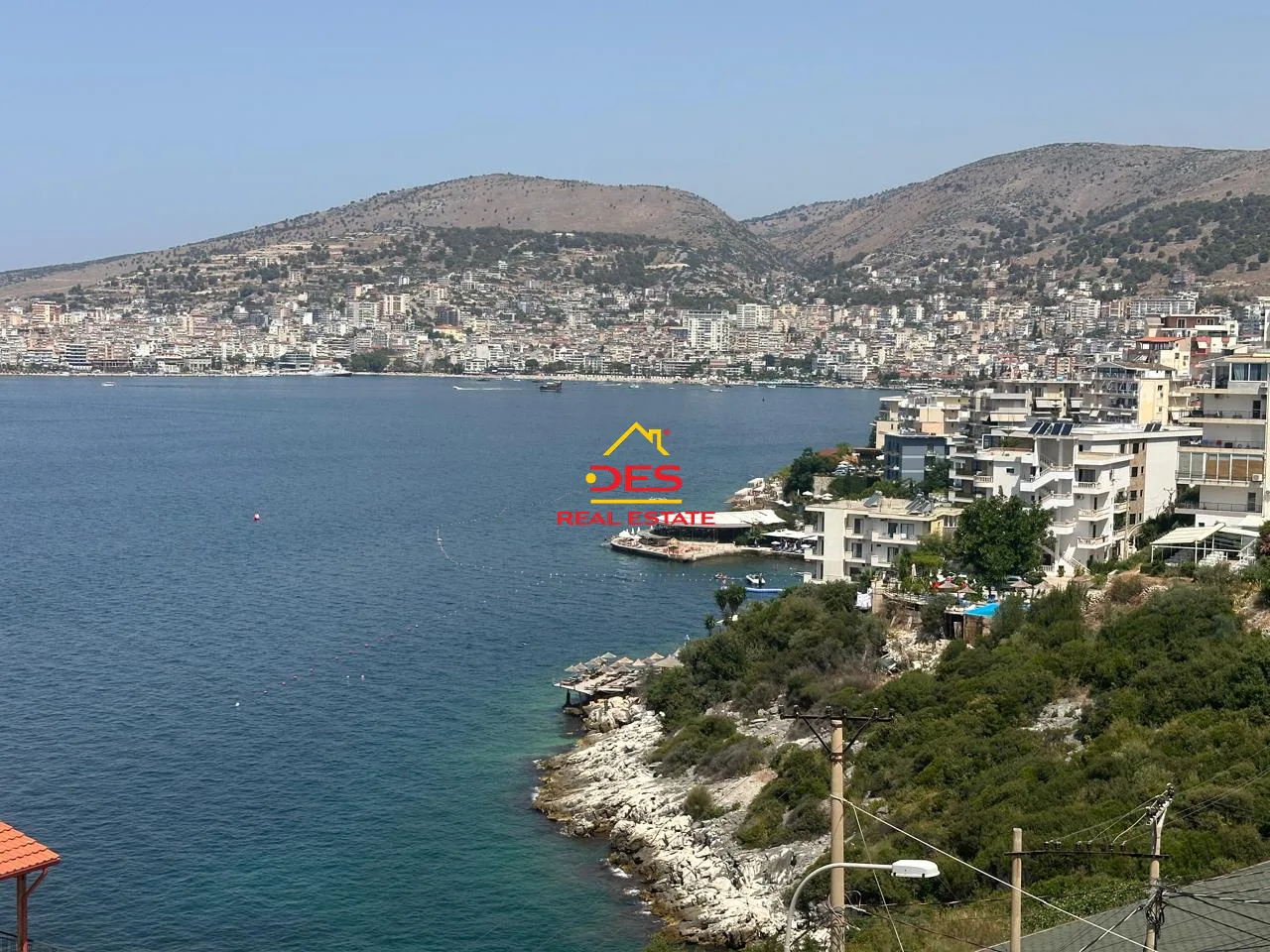 Shitet apartament 2+1 në sarandë – me pamje nga deti