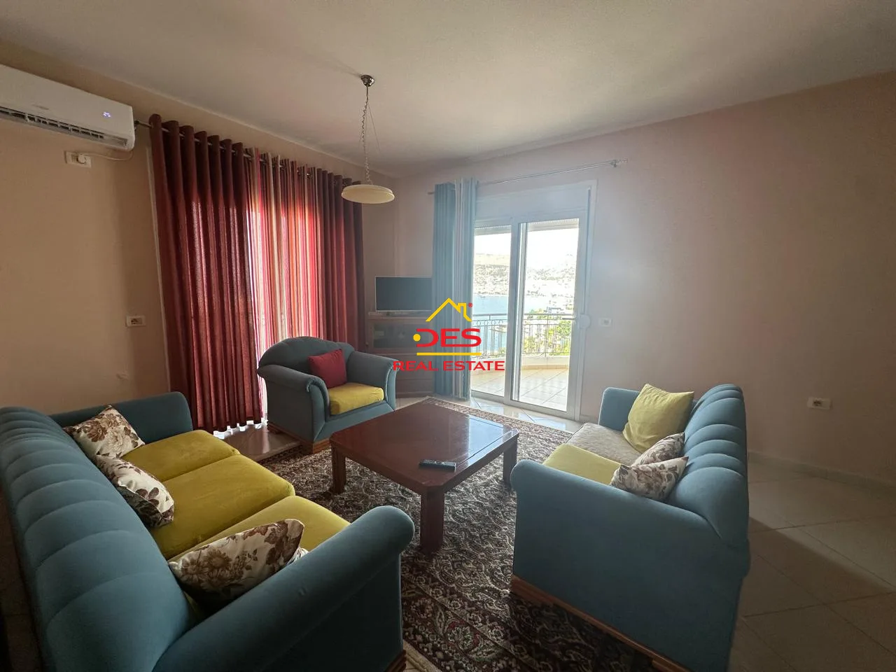 Shitet apartament 2+1 në sarandë – me pamje nga deti
