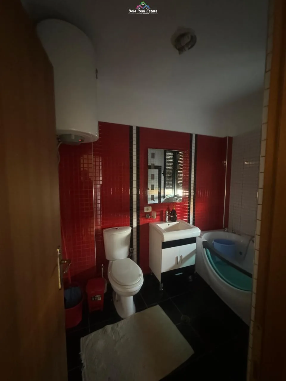 Apartament Me Qera 2+1+2, Tek Rruga 5-Maji, (ID B220894), Tirane