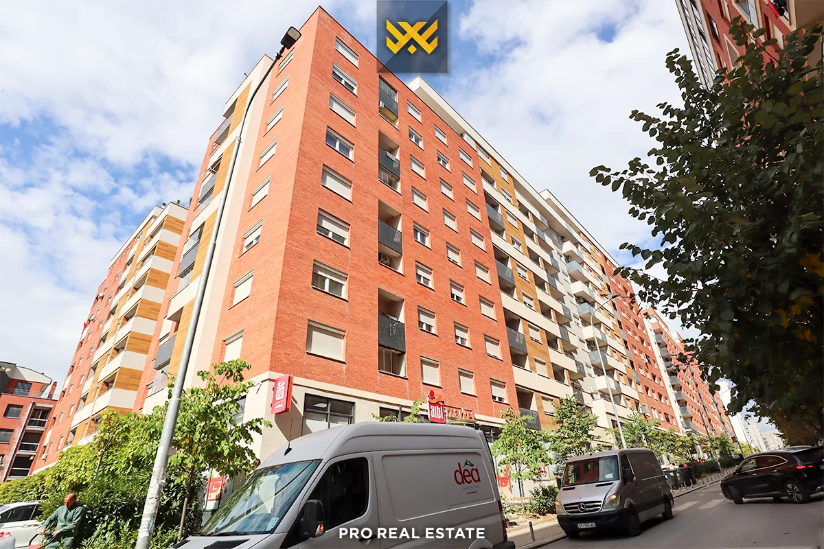 Banesë / Zyrë 118m² me #QIRA te Rruga B