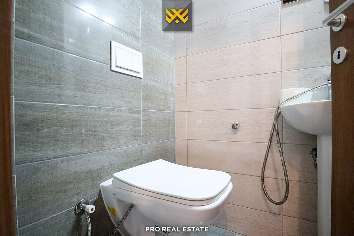Banesë / Zyrë 118m² me #QIRA te Rruga B