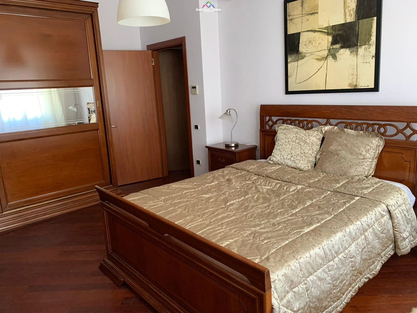 Apartamet Me Qera 2+1+2 ne Bllok (ID B2201220) Tirane.