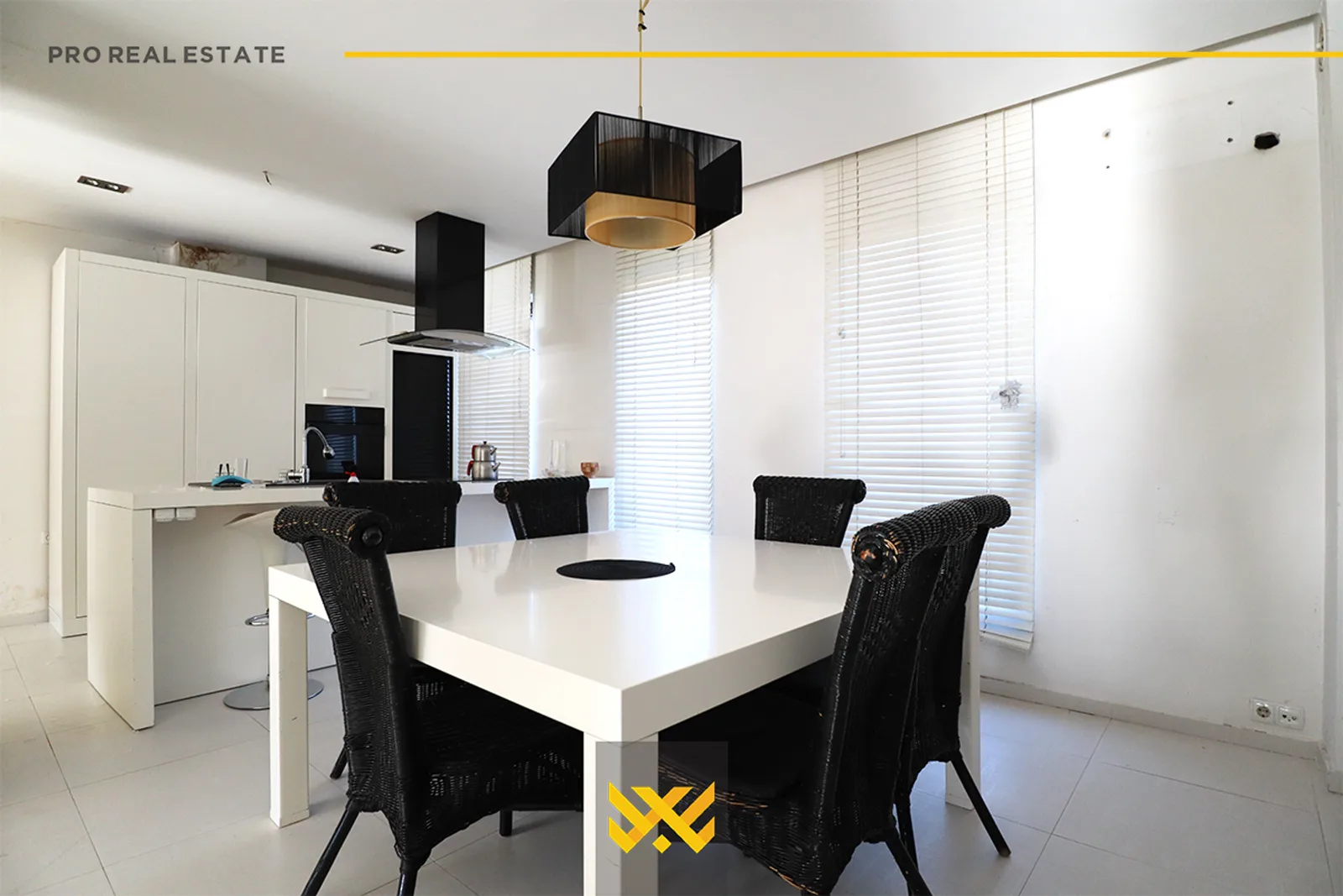 Shtëpi 250m² në #SHITJE në Bërnicë.