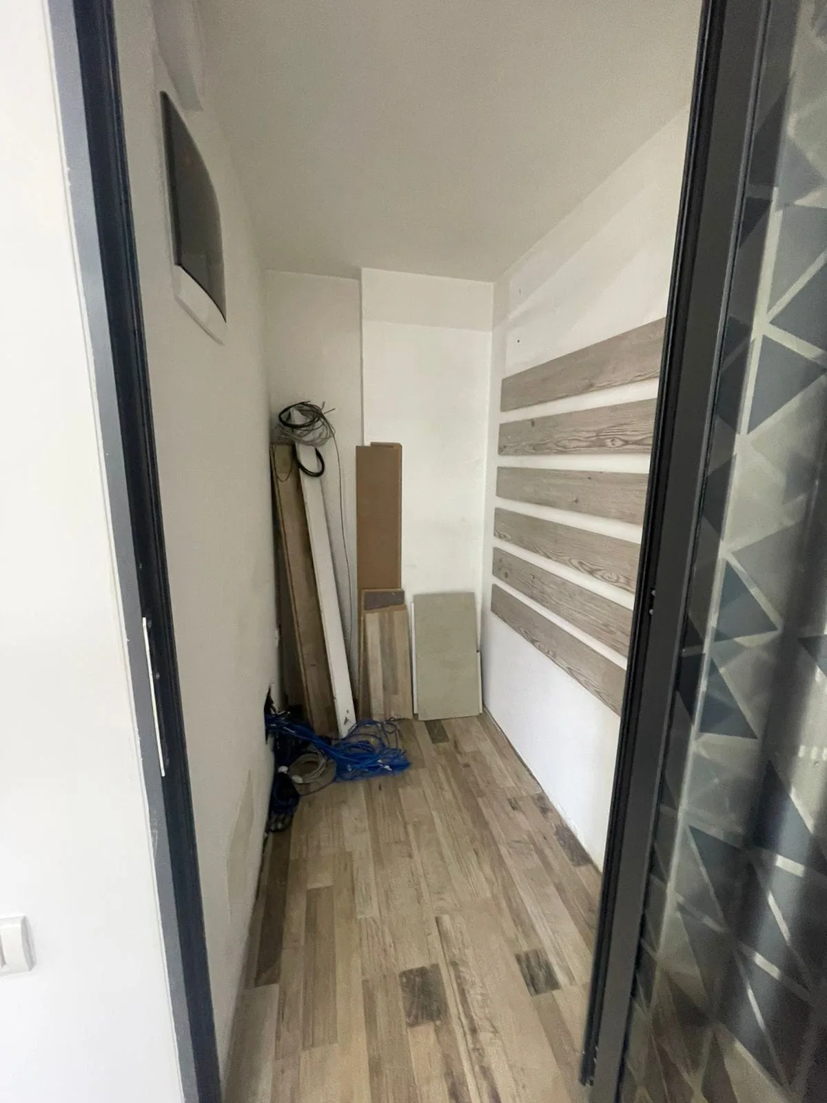 Zyre Me Qera 2+1 Tek Sheshi Willson (ID BZ2656) Tirane