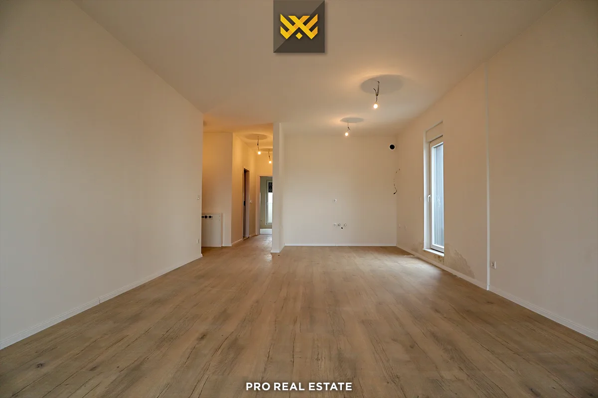 Banesë 92.59m² + 90.95m² për #SHITJE në Emshir