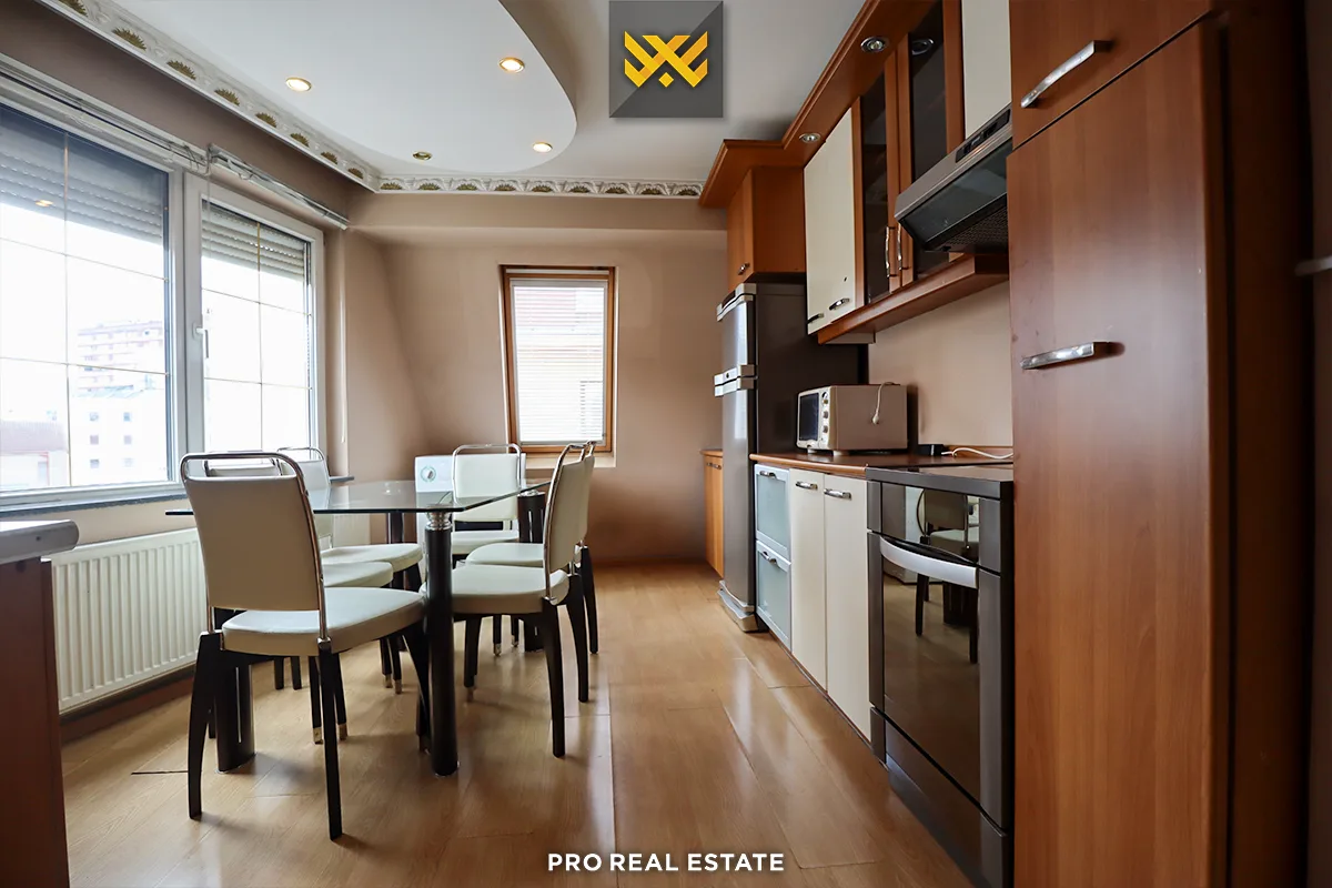 Shtëpi 400m² + Lokal 100m² me #QIRA në Tophane