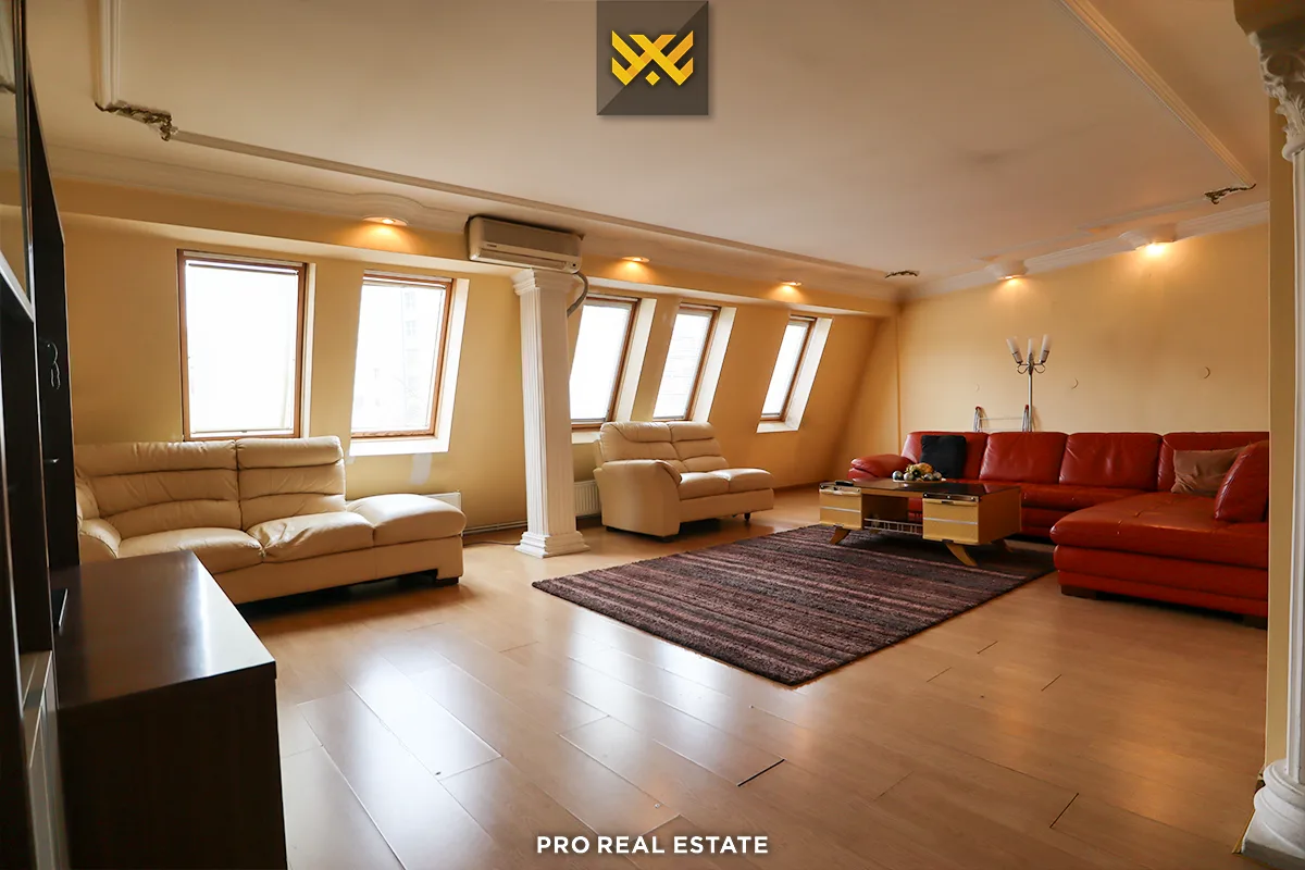 Shtëpi 400m² + Lokal 100m² me #QIRA në Tophane