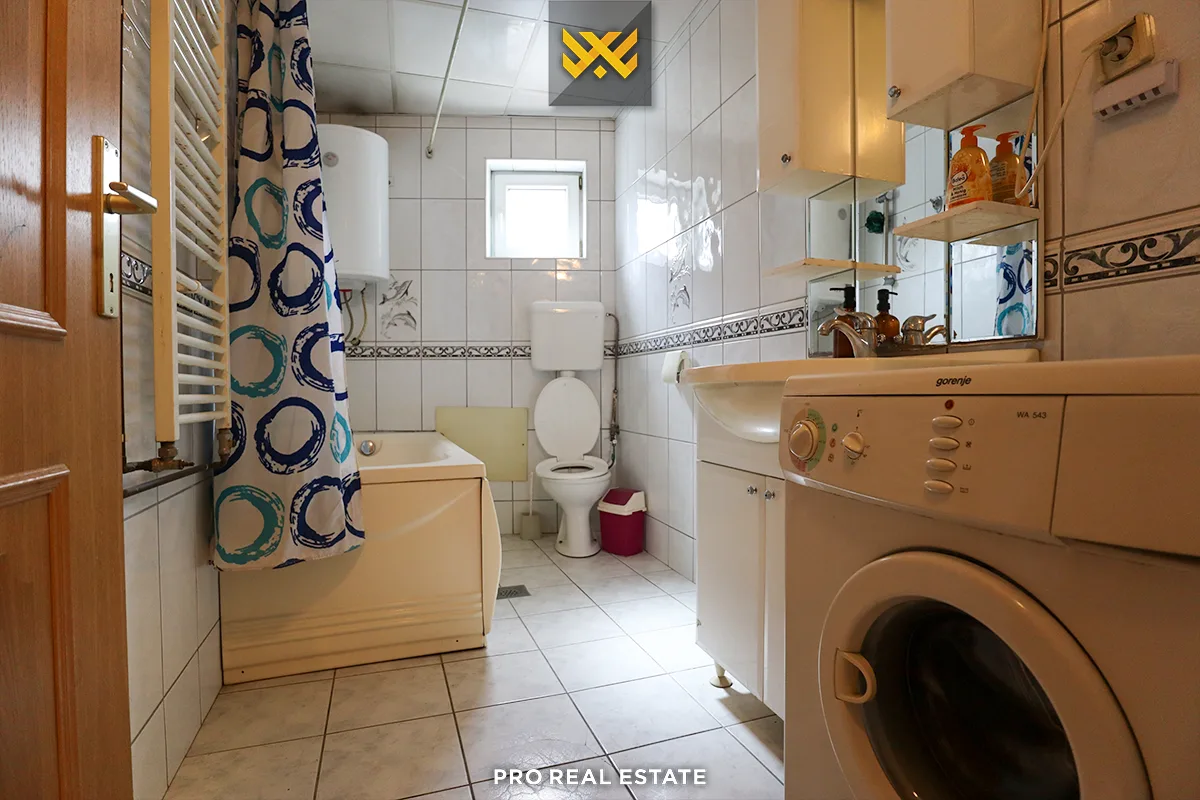Shtëpi 400m² + Lokal 100m² me #QIRA në Tophane