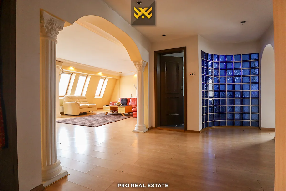 Shtëpi 400m² + Lokal 100m² me #QIRA në Tophane
