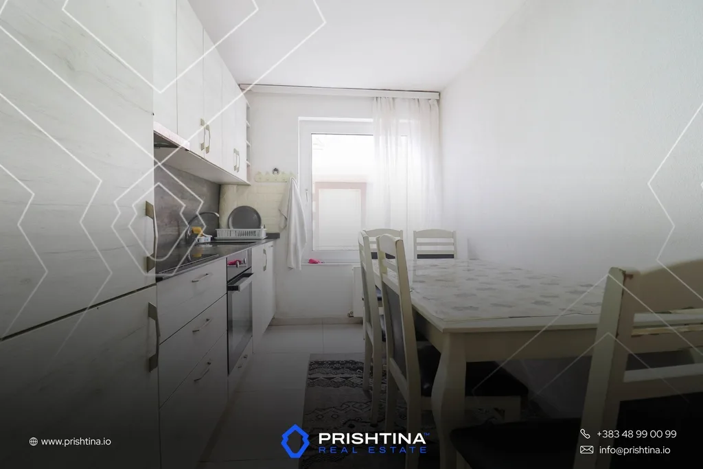 Shtepi ne #shitje 216m² te Kodra e Trimave