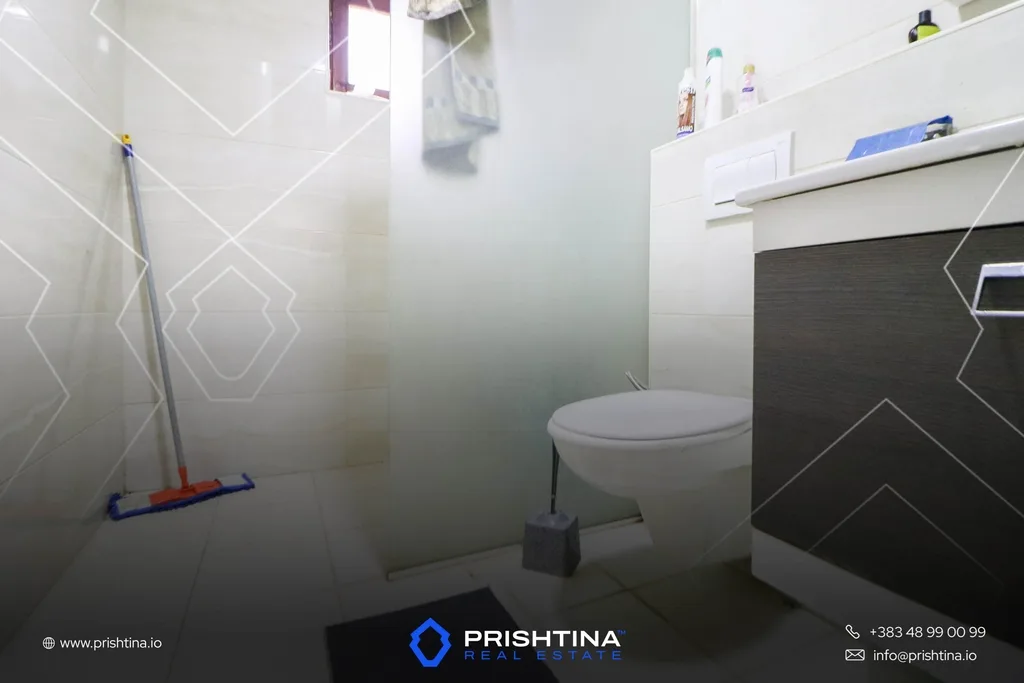 Shtepi ne #shitje 216m² te Kodra e Trimave