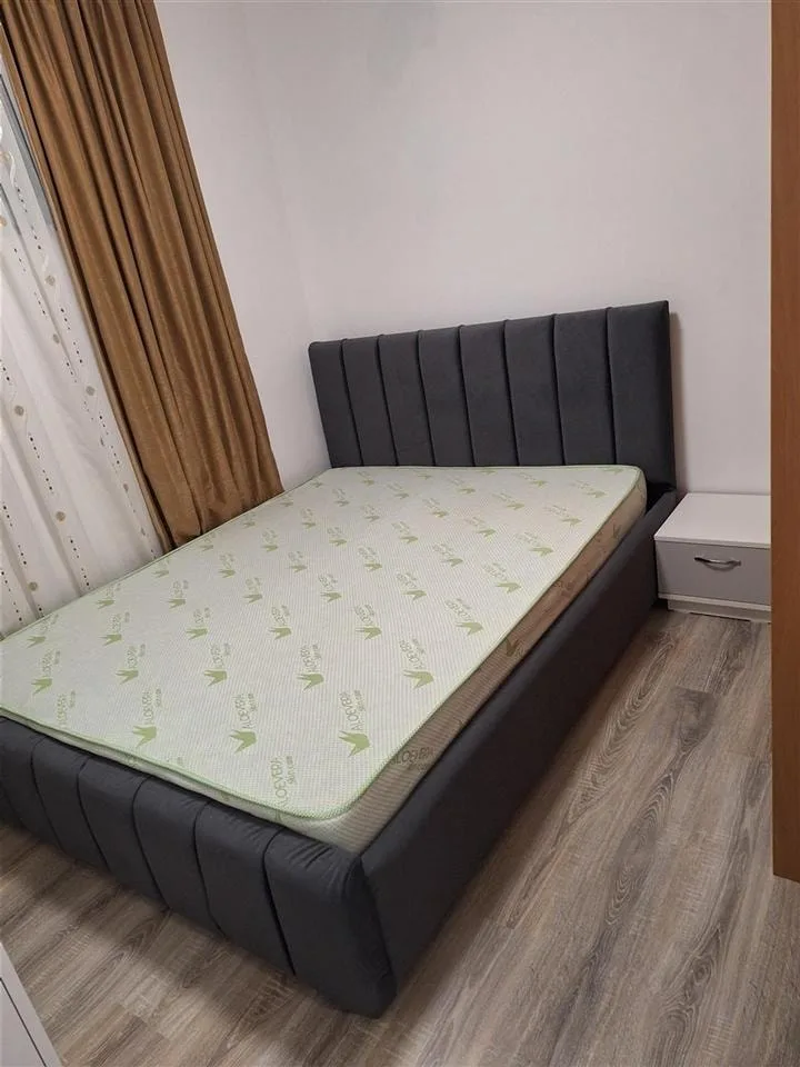 Banesë me qira 3+1 në Fushë Kosovë