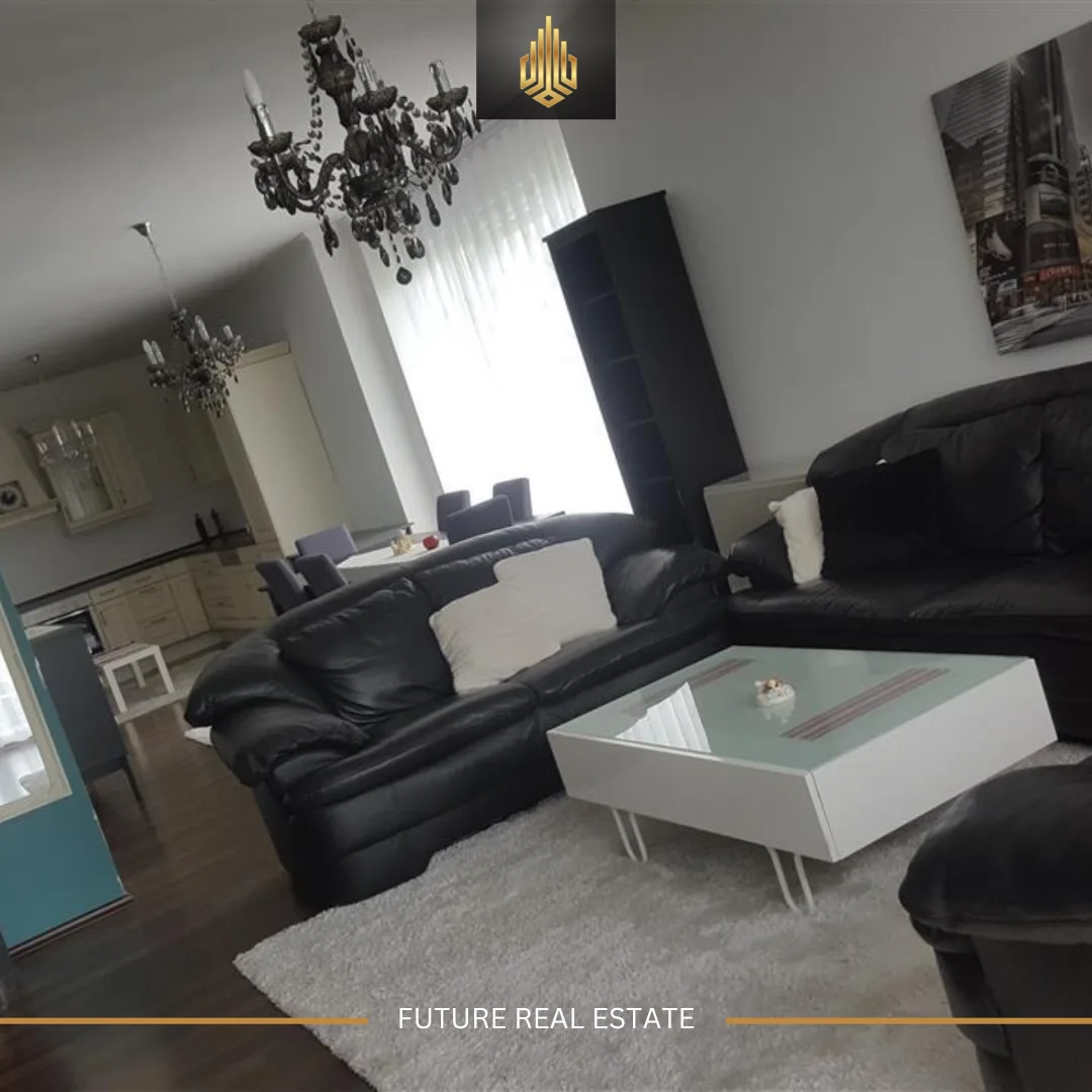 Shtëpi në SHITJE/me QERA-627m²
