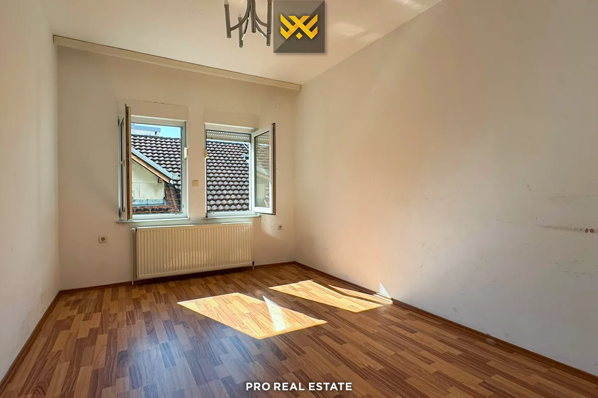 Kat shtëpie / Zyrë 130m² me #QIRA në Emshir