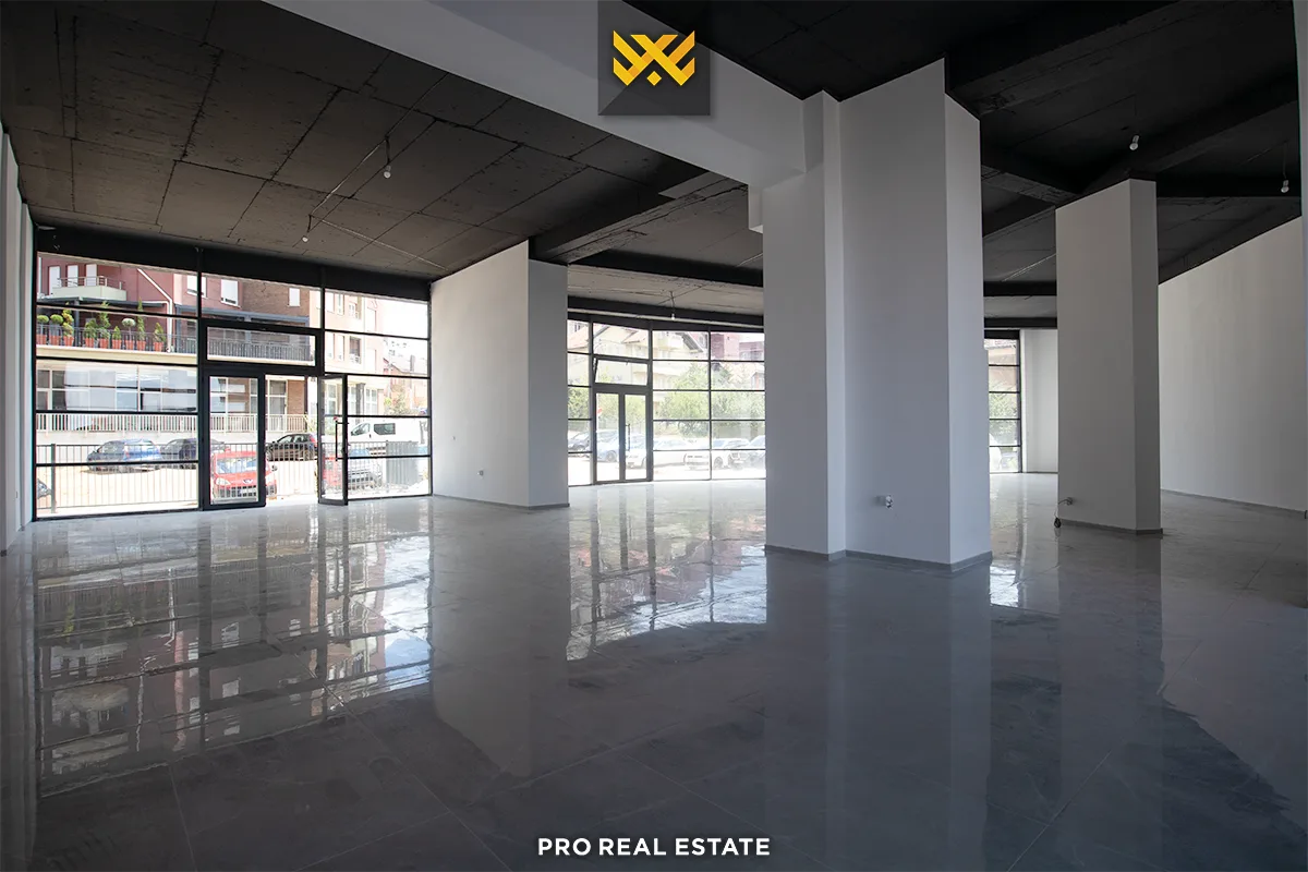 Lokal 255m² me #QIRA te Mati 1.