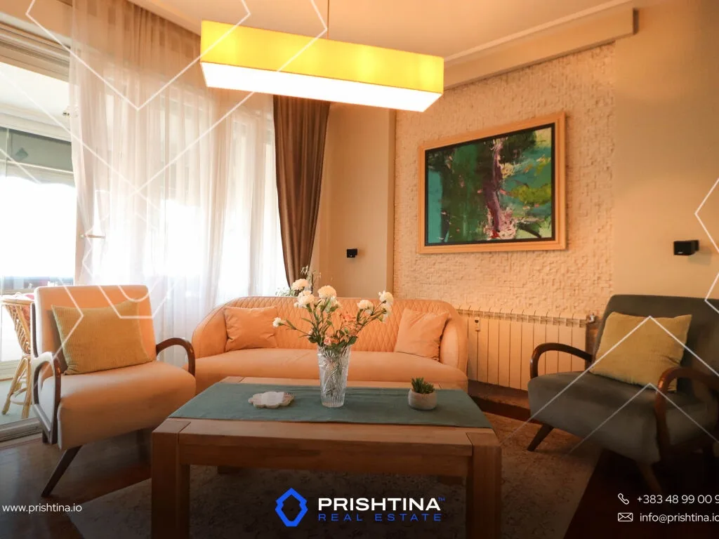 Banesë në shitje 63m² në Qendër