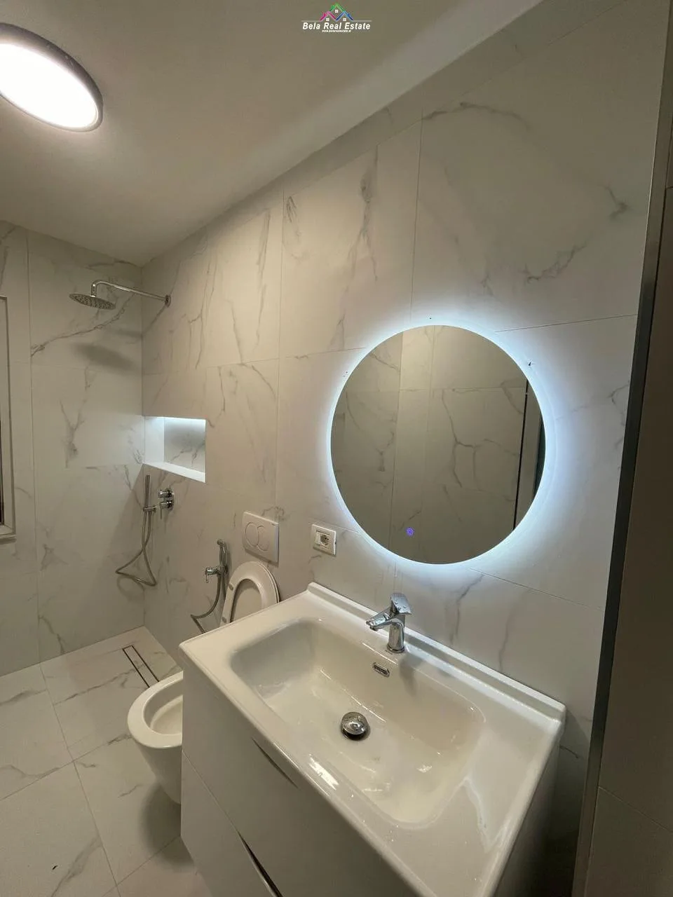 Apartament Me Qera 2+1 Tek Harry Fultz ( ID B221397) Tirane