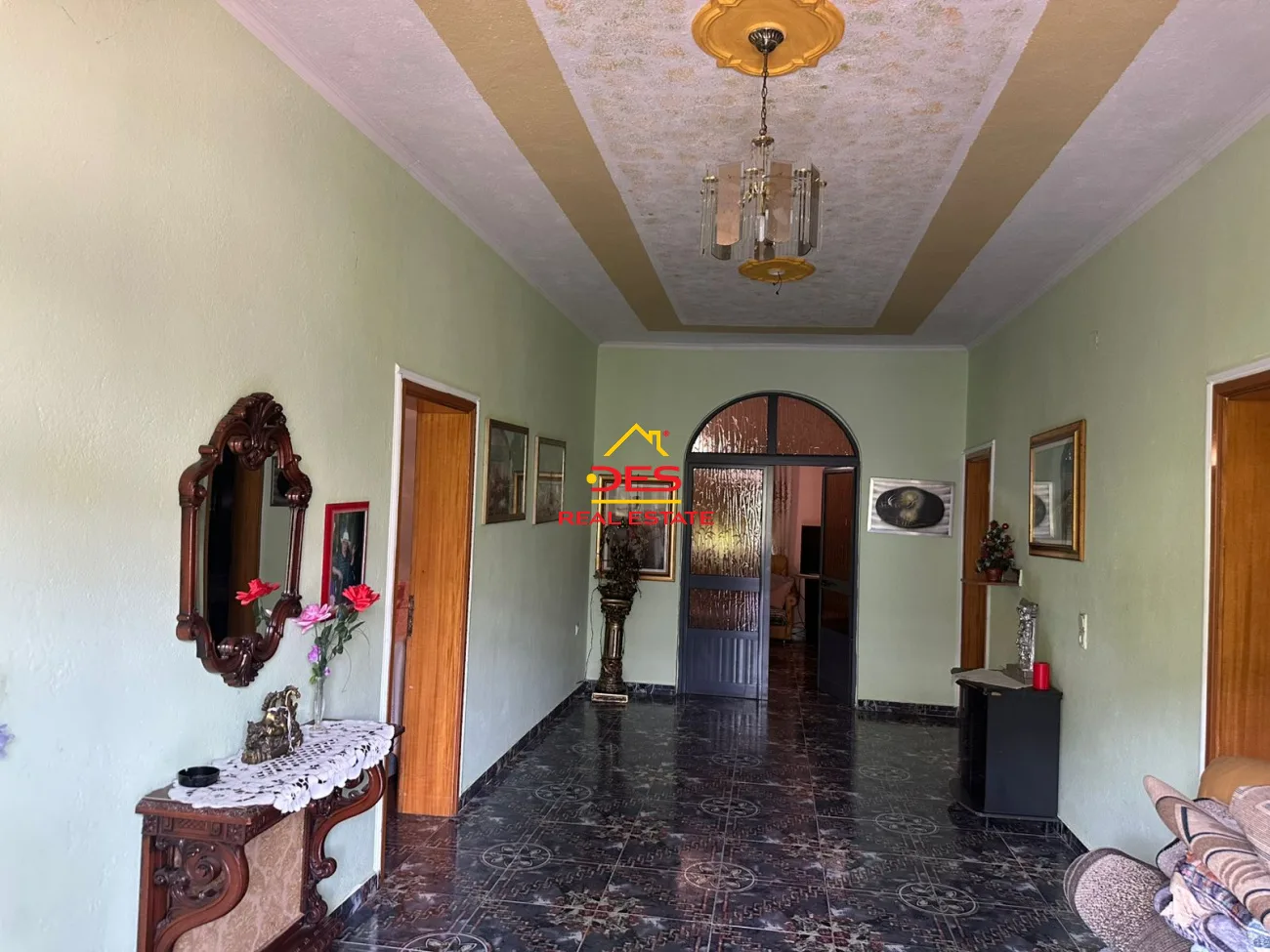 Shitet shtëpi private pranë’ natyrës së qetë, elbasan