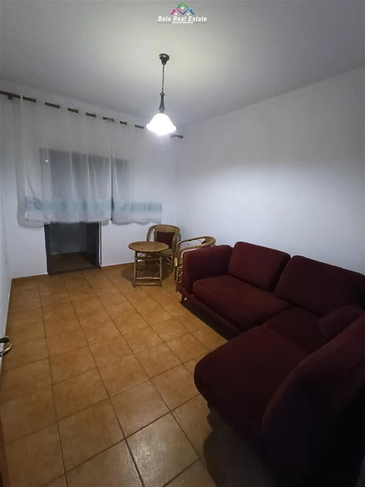 Apartament Me Qera 3+1 Ne Kinostudio (ID B230176) Tirane