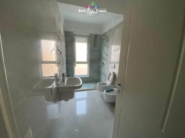 Apartament me qera 3+1 Tek 5 Maji  (ID B2326) Tirane