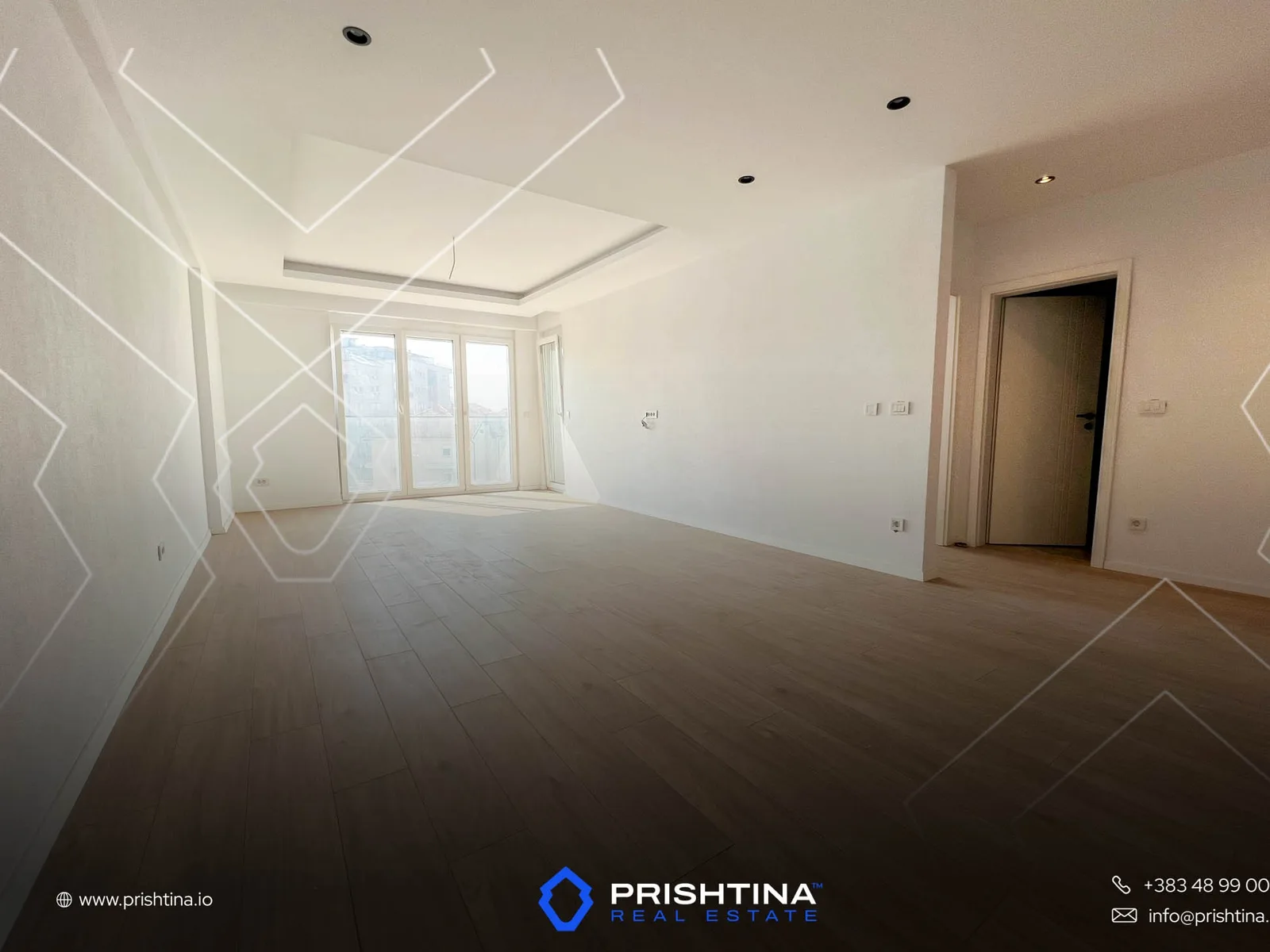 Zyre me qira 94m² në Aktash