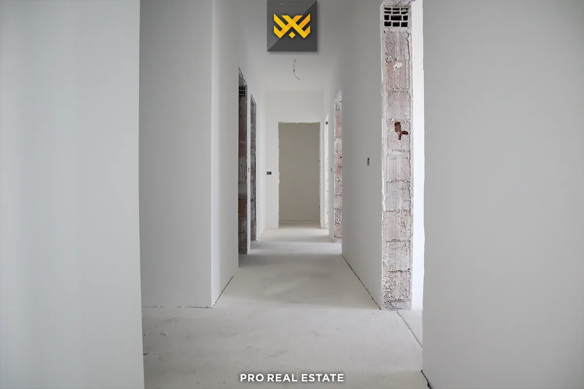 Banesë 111.2m² + 10m² për #SHITJE te Prishtina e Re