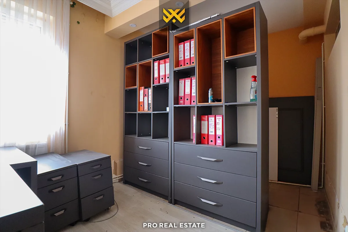 Zyrë 53m² me #QIRA në Dardani