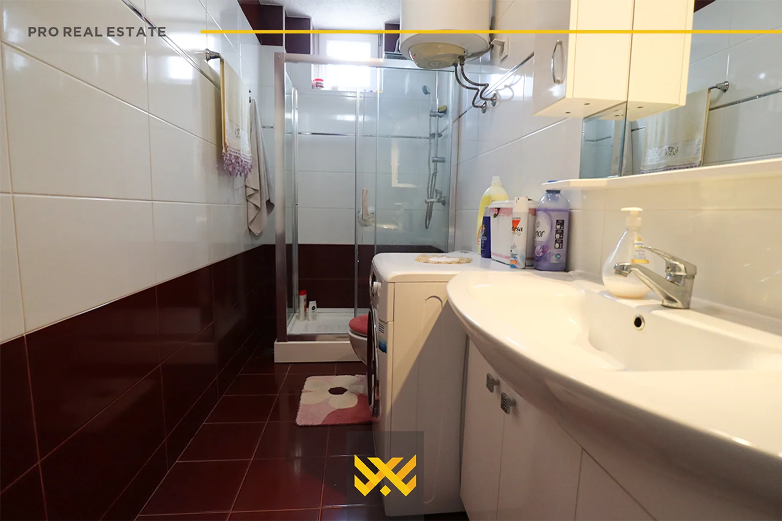 Shtëpi 480m² në #SHITJE në Kodren e Trimave.