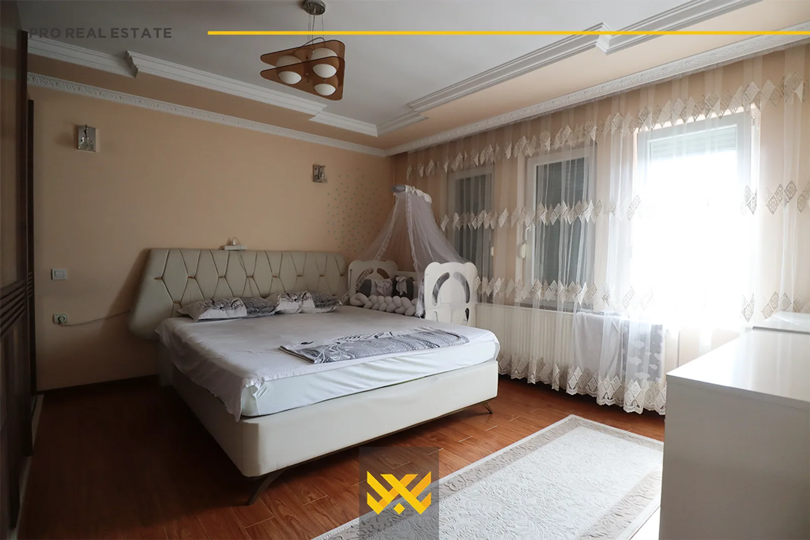 Shtëpi 480m² në #SHITJE në Kodren e Trimave.