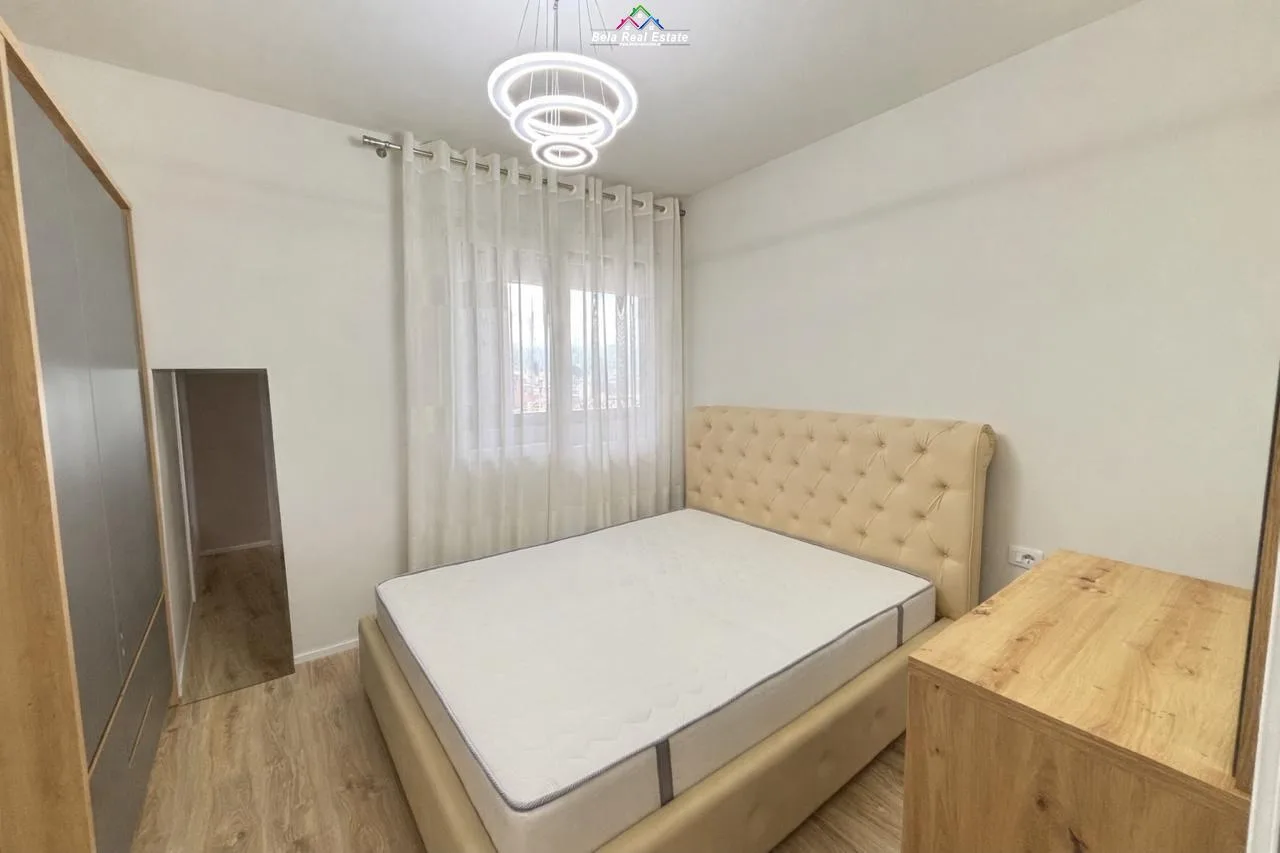 Apartament me qera 2+1 tek Golden Park( ID B2201063) Tirane