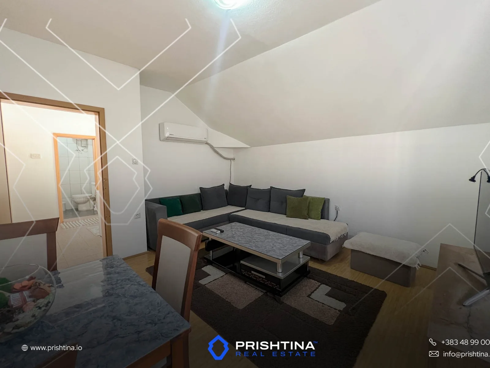 Banesë me qira 80m² në Tophane