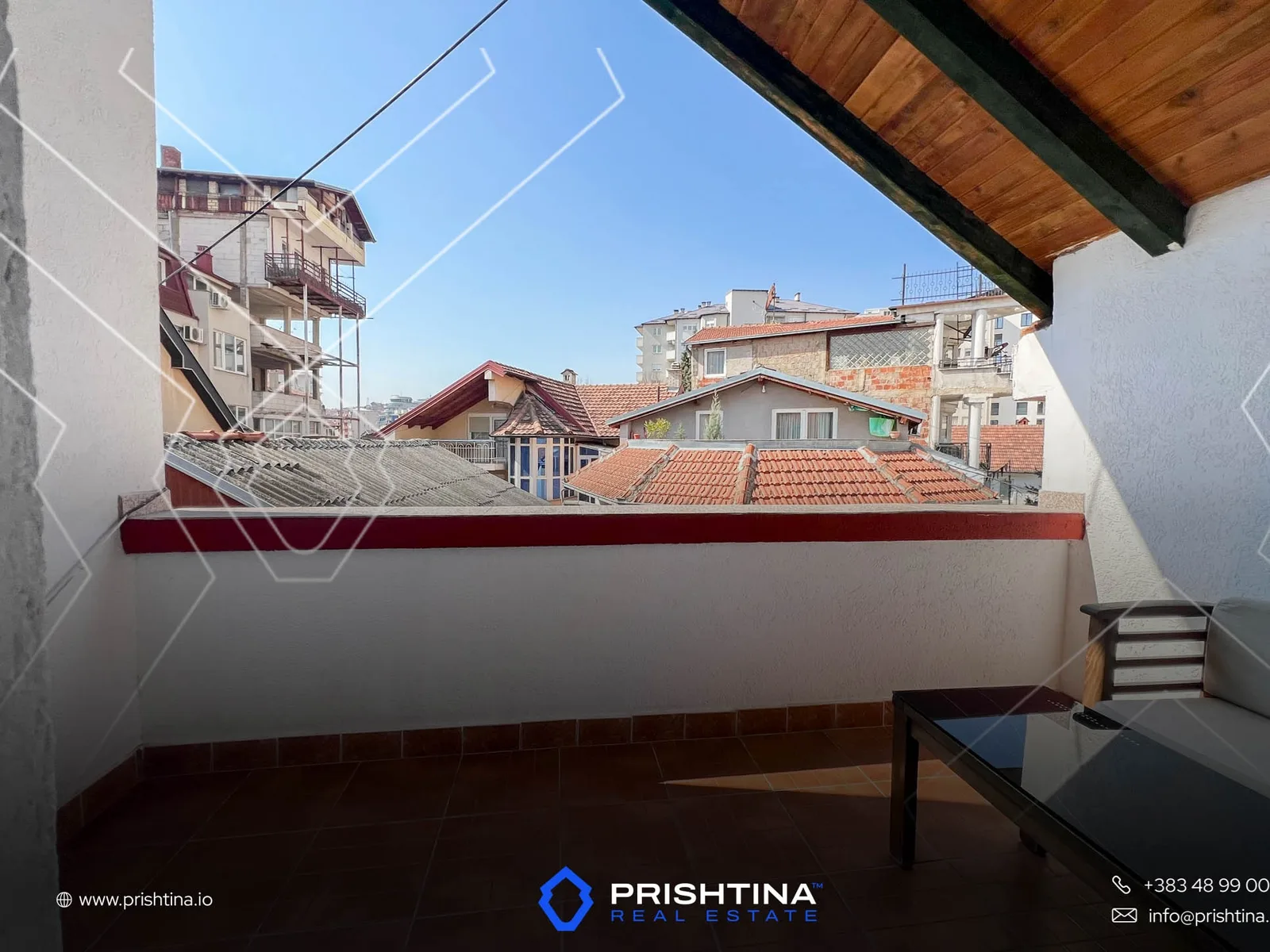 Banesë me qira 80m² në Tophane