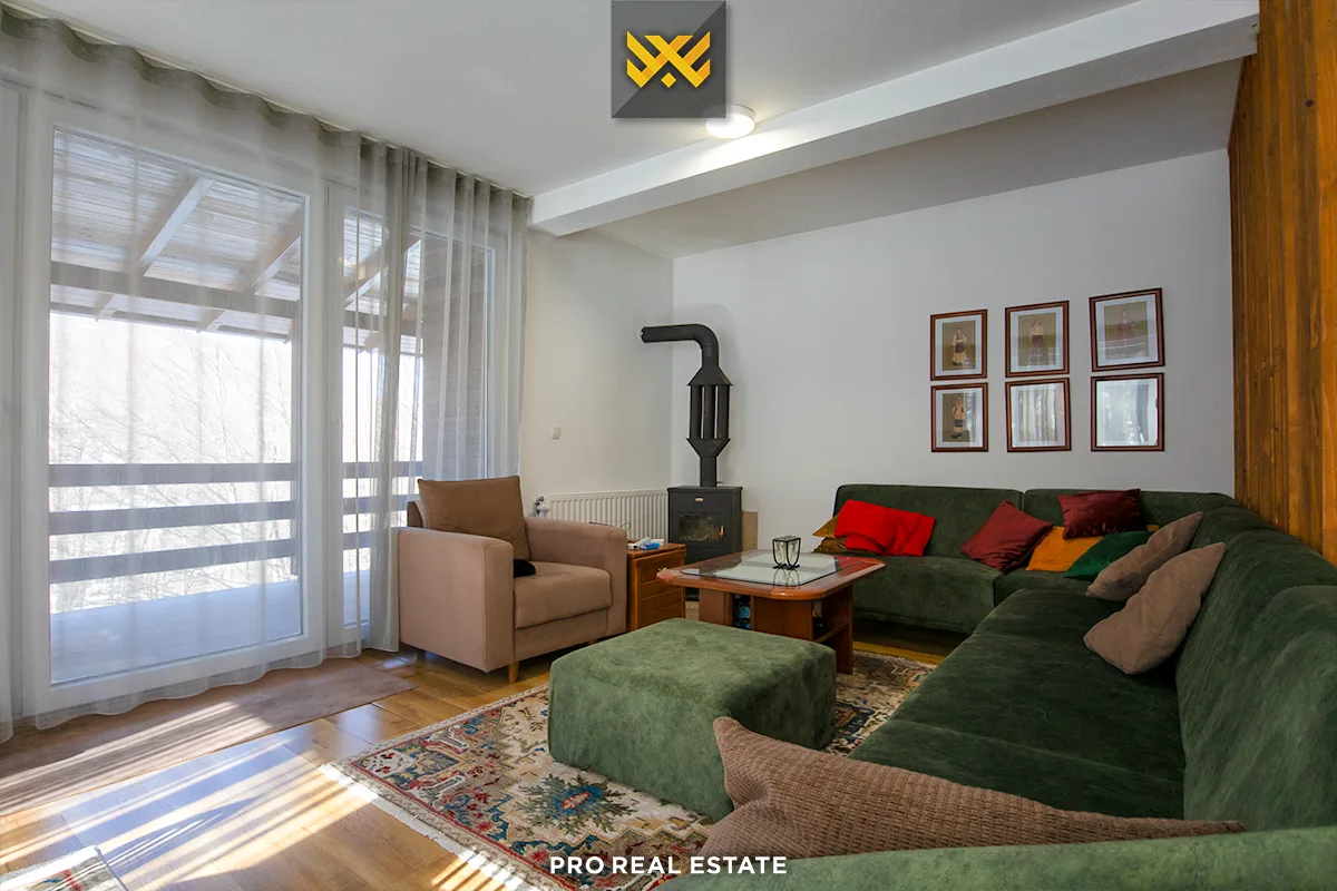 Banesë Duplex 165.5m² + 30m² për #SHITJE në Brezovicë.