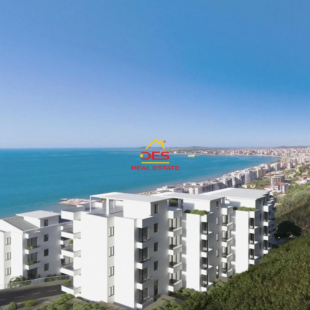 Shitet apartament 1+1 me këste në kodër lungomare.