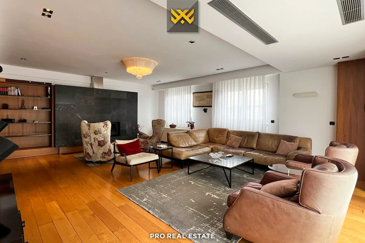 Banesë Penthouse 236m² + 164m² për #SHITJE në Pejton