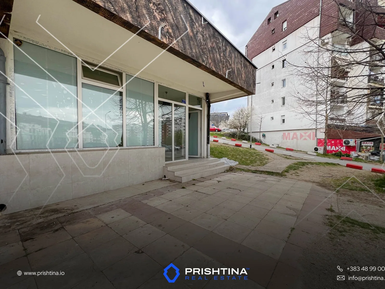 Lokal me qira në Bregu i Diellit 75m²