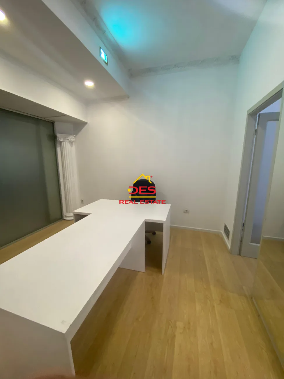 Ambjent Biznesi Ideal për Zyra në Rrugën e Abdi Toptani – 80 m², 2 Zyra + Recepsion