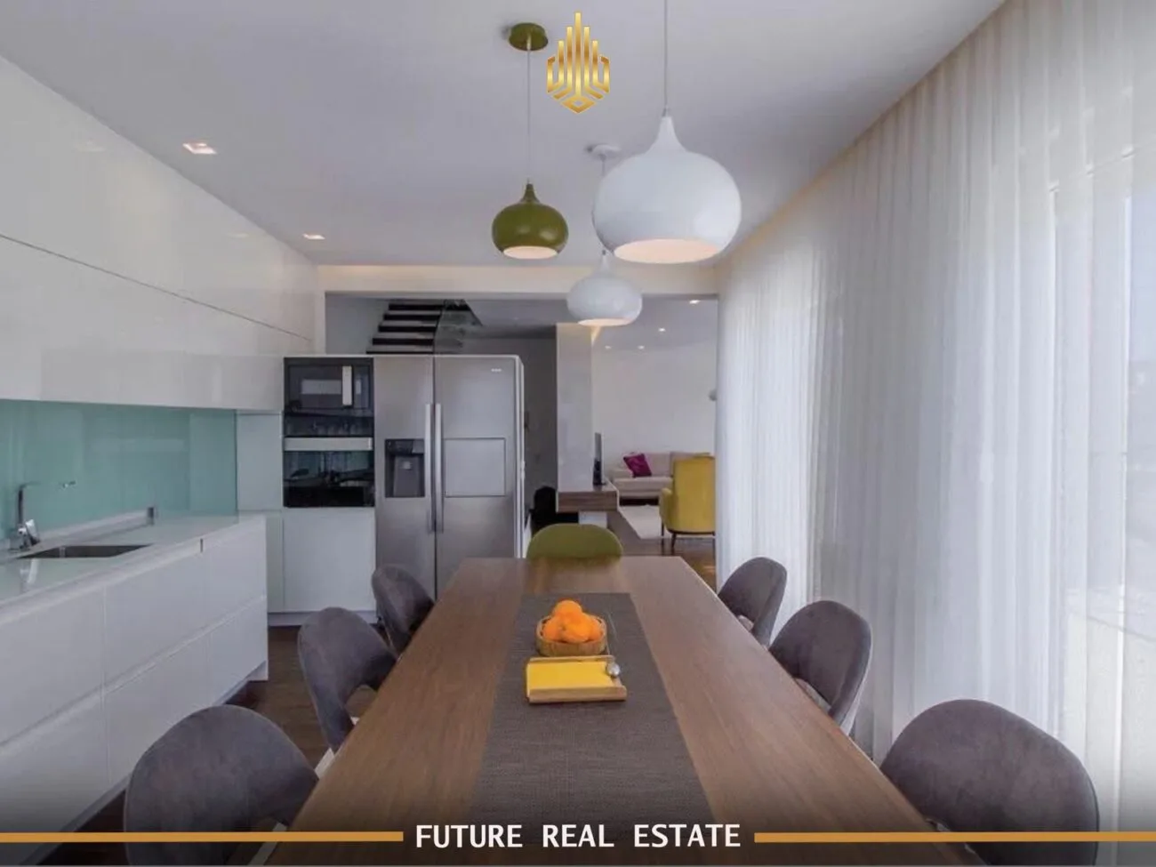 Duplex modern me QIRA – 3 dhoma gjumi – Pejton