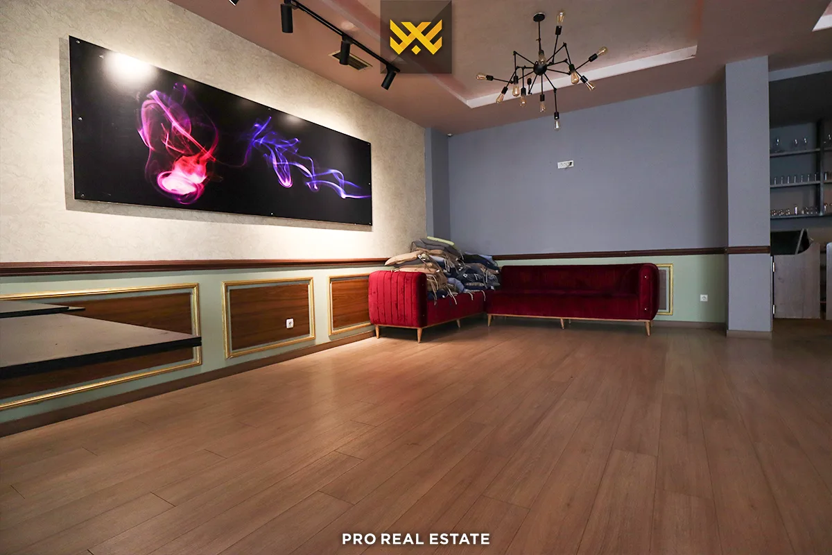 Lokal 160m² me #QIRA në Fushë Kosovë