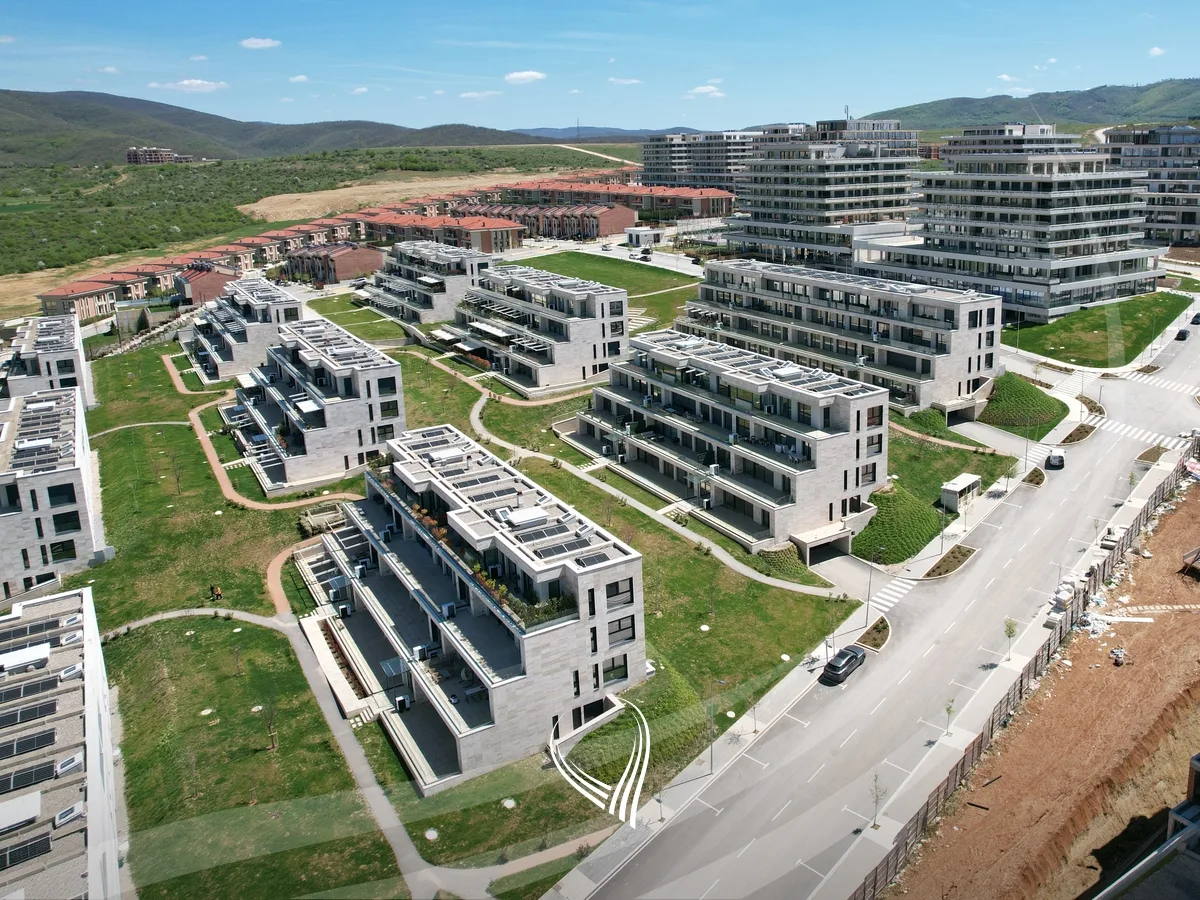 Penthouse ekskluziv 235.24m2 në shitje në lagjen Marigona Hill