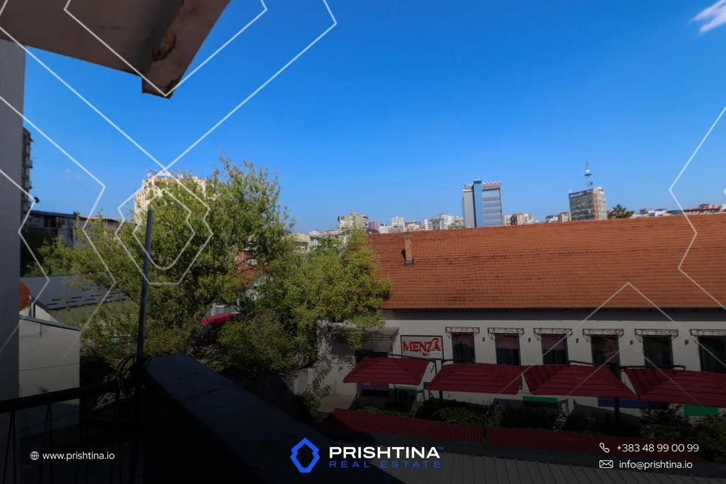 Banesë me qira 91m² në Pejton