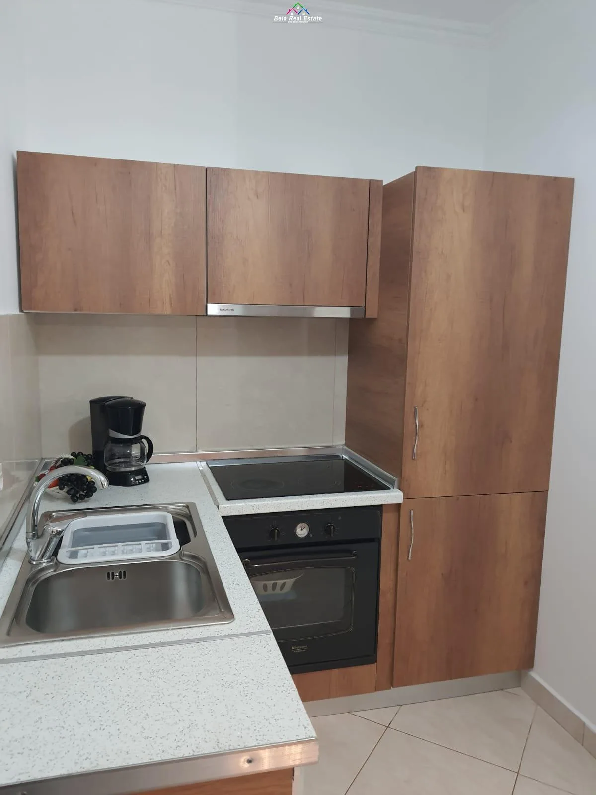 Apartament me qera 1+1 tek Komuna e Parisit (ID B210858) Tirane